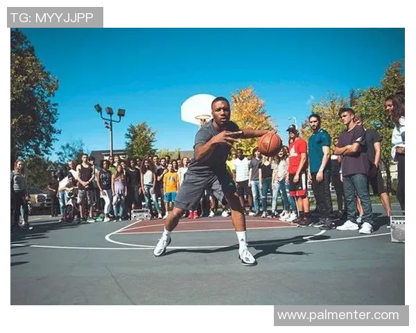 扎克拉文:从天赋少年到NBA明星的奋斗历程与成就分析 扎克拉文:从天赋少年到NBA明星的奋斗历程与成就分析