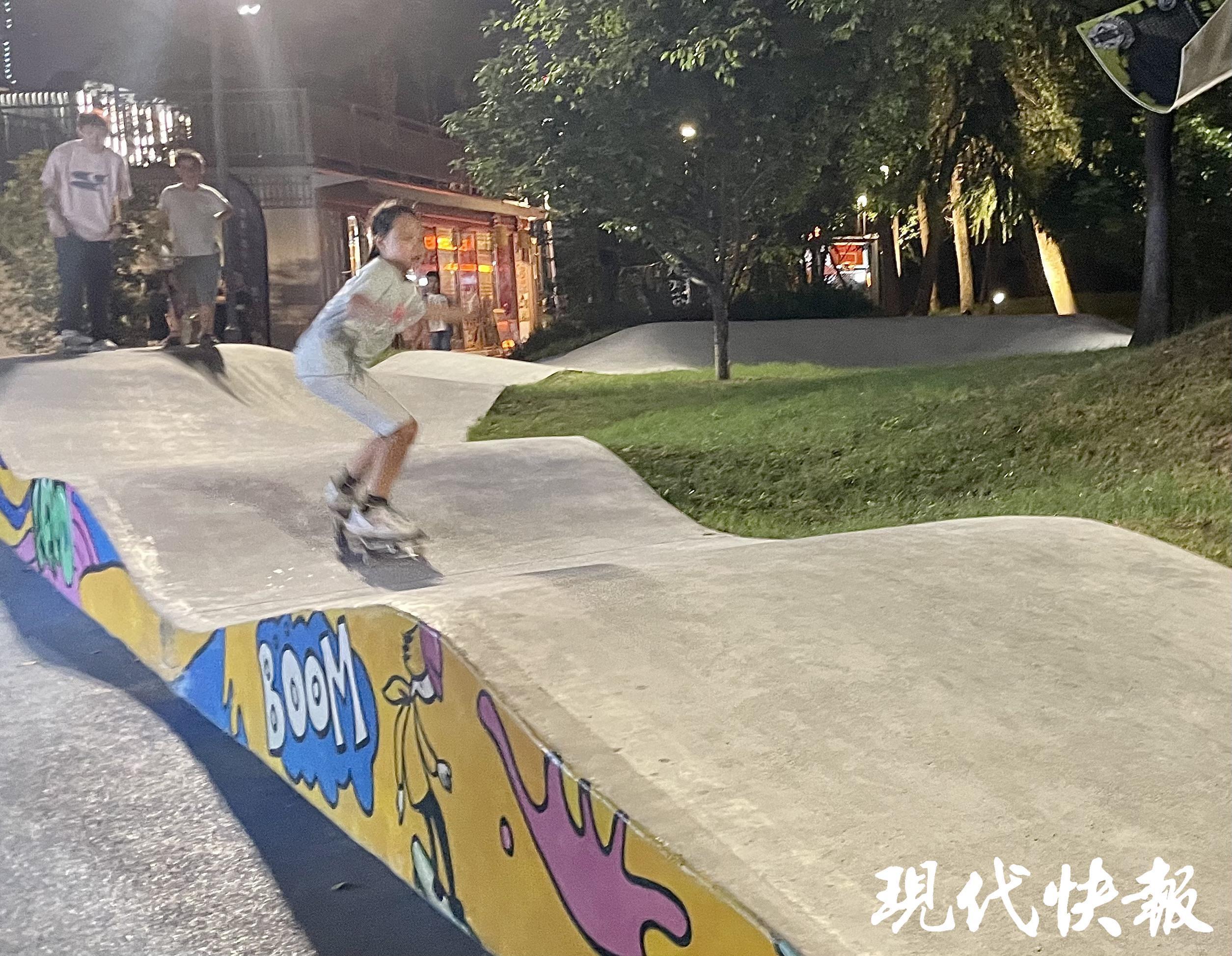 亿电竞文脉华章｜奥运刮起“潮玩”风体育文化的年轻态表达(图4)