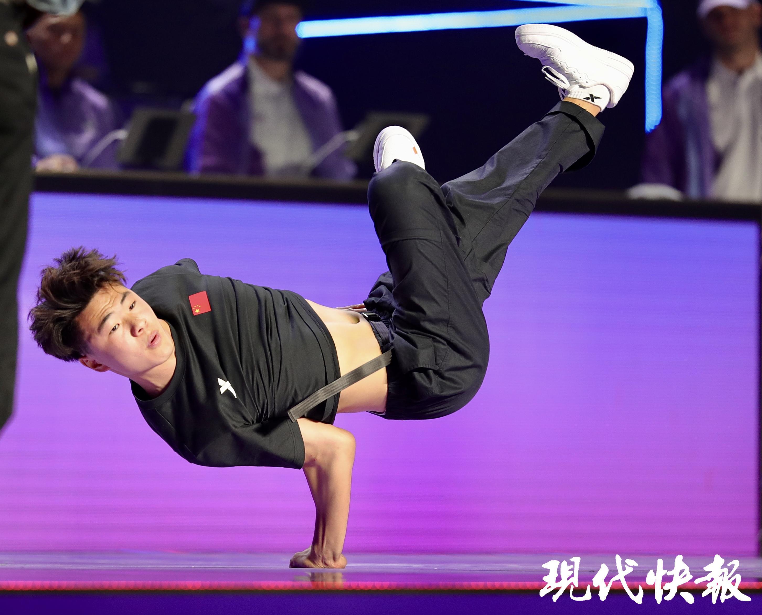 亿电竞文脉华章｜奥运刮起“潮玩”风体育文化的年轻态表达(图5)